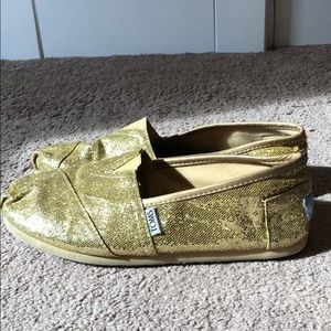 TOMS - Gold Glimmer Women's Classics - Size 8.5